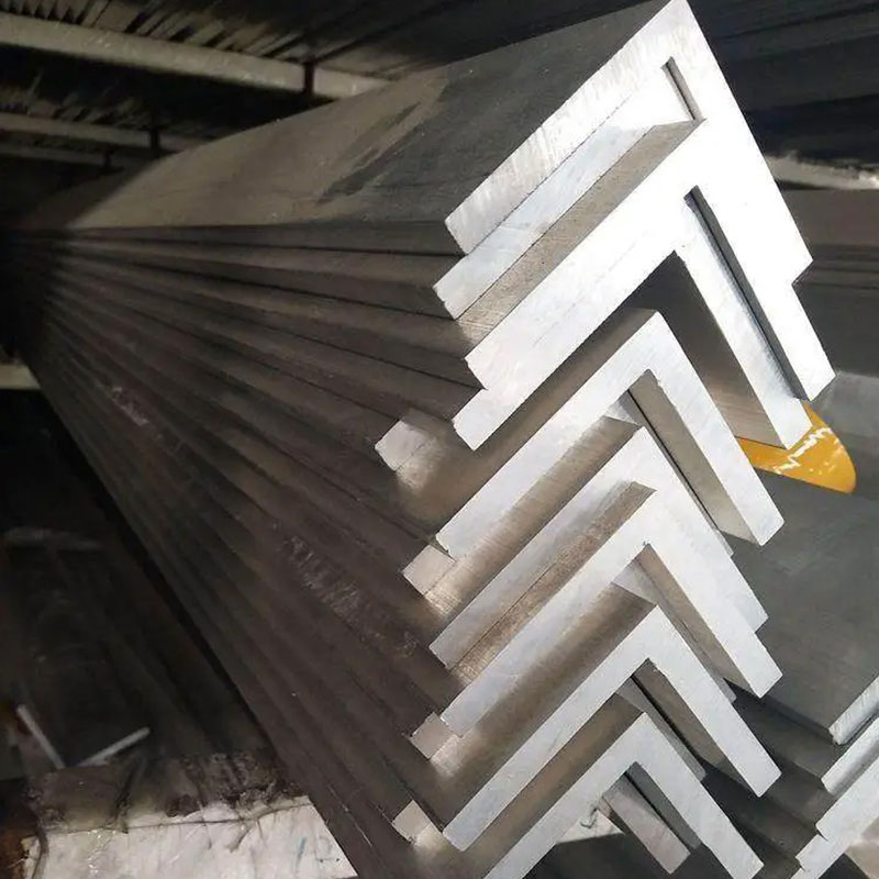 铝角